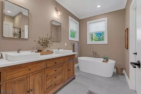 37 Wade Dr, Summit, NJ 07901 photo 25