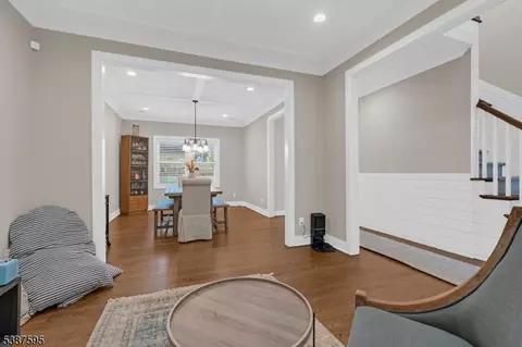 Entry Way - 37 Wade Dr, Summit, NJ 07901 photo 1 of 5