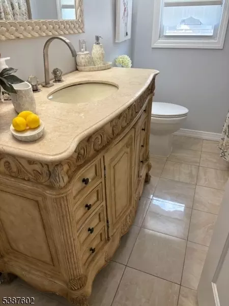 18 3rd St, Wayne, NJ 07470 photo 2
