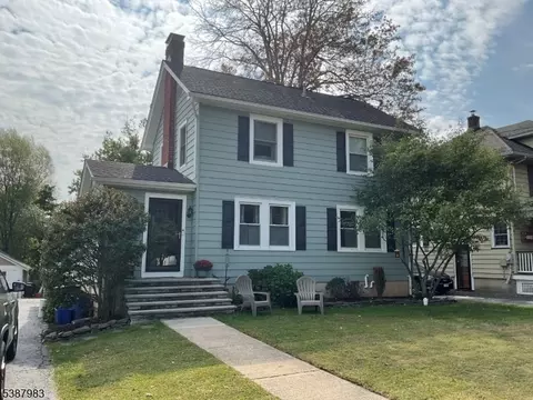 25 W Spring St, Somerville, NJ 08876