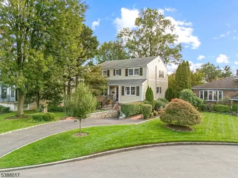65 Enclosure St, Nutley, NJ 07110
