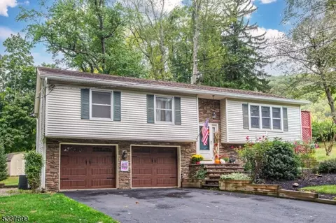 89 High St # A, Ogdensburg, NJ 07439