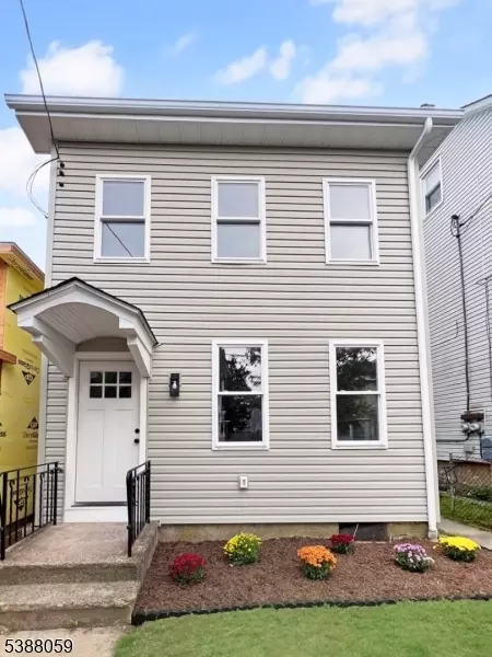 86 Heckman St, Phillipsburg, NJ 08865