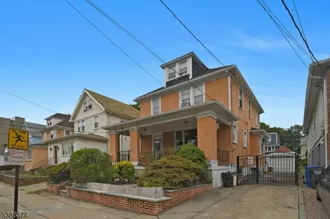414 78th St, North Bergen, NJ 07047