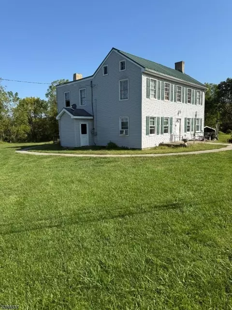 309 Willow Grove Rd, Stewartsville, NJ 08886