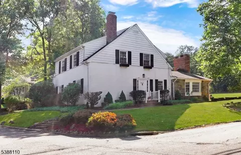 69 Ridge Rd, Little Falls Twp, NJ 07424