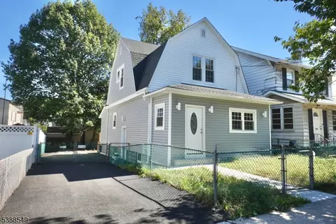 68 Bell St, Belleville, NJ 07109