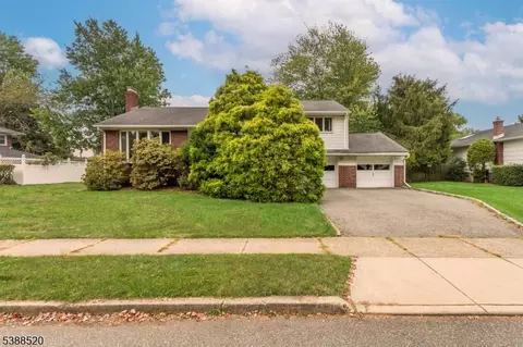 729 Schaefer Ave, Oradell, NJ 07649
