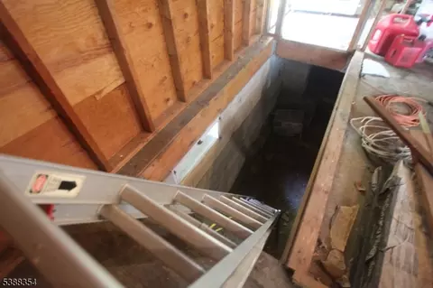 6 Halsey Is, Lake Hopatcong, NJ 07849 photo 13