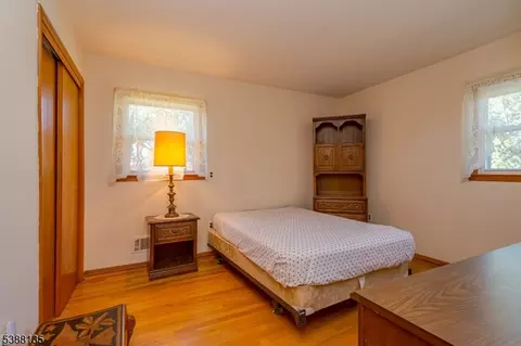 27 Shearn Dr, Middlesex, NJ 08846 photo 19