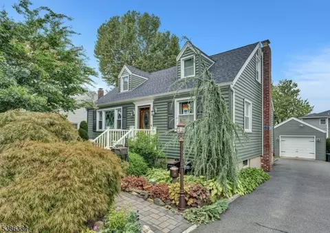 224 N 17th St, Kenilworth, NJ 07033