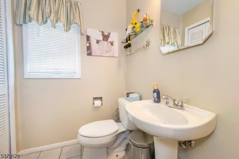 20 Pitman Pl, Wayne, NJ 07470 photo 11
