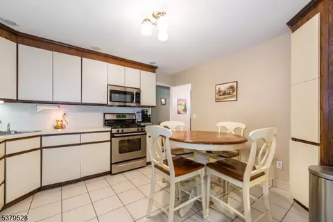 20 Pitman Pl, Wayne, NJ 07470 photo 7