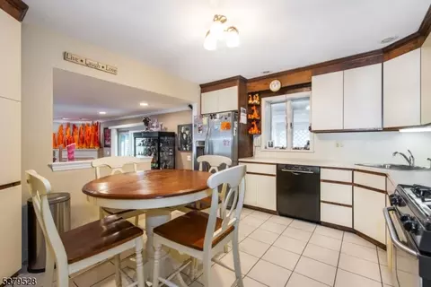 20 Pitman Pl, Wayne, NJ 07470 photo 10