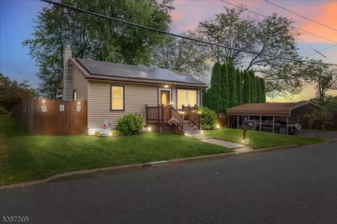 905 Columbus Ave, Phillipsburg, NJ 08865