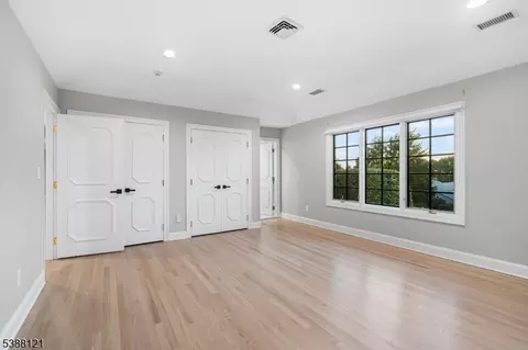 118 Hoover Dr, Cresskill, NJ 07626 photo 39