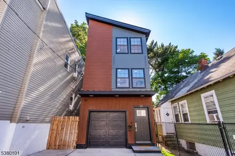 25 Grove Ter, Irvington, NJ 07111