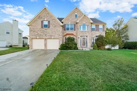 13 English Ivy Dr, Sicklerville, NJ 08081