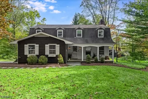 7 Burnett Dr, Chester Twp, NJ 07930