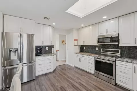 7 Wanda Ave, Wayne, NJ 07470 photo 11
