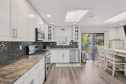 7 Wanda Ave, Wayne, NJ 07470 photo 12