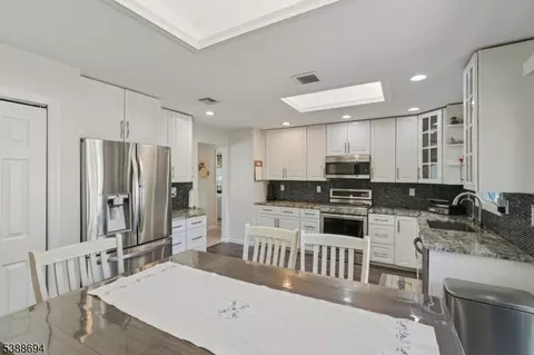 7 Wanda Ave, Wayne, NJ 07470 photo 10