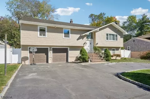 7 Wanda Ave, Wayne, NJ 07470 photo 2