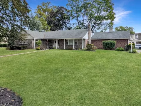 479 Grove St, Clifton, NJ 07013