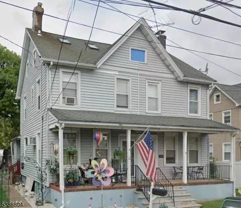 17 Codington St, Raritan, NJ 08869