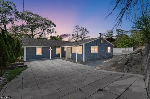 26 Rock Rd, West Milford, NJ 07480