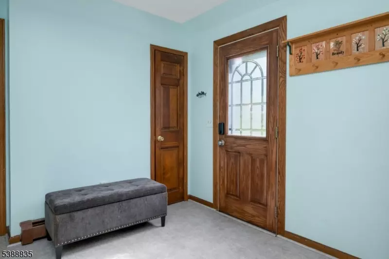 Entry Way - 7 Hilltop Trl, Sparta, NJ 07871 photo 2 of 2