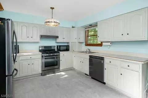 Kitchen - 7 Hilltop Trl, Sparta, NJ 07871 photo 1 of 1