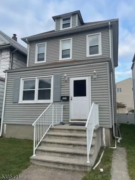 356 3rd St, Clifton, NJ 07011