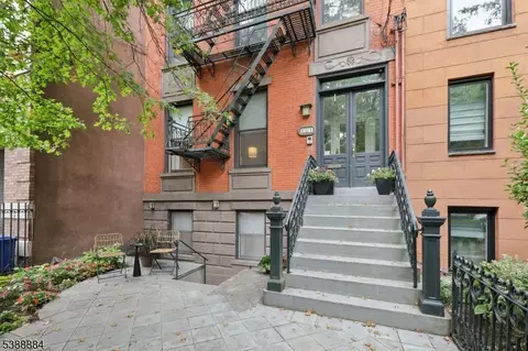 204 Garden St #1, Hoboken, NJ 07030