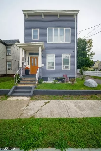 26 Norwood St, Haledon, NJ 07508