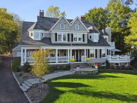 372 Up Mountain Ave, Montclair Twp, NJ 07043