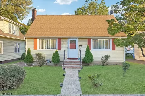 212 N Jackson Ave, North Plainfield, NJ 07060