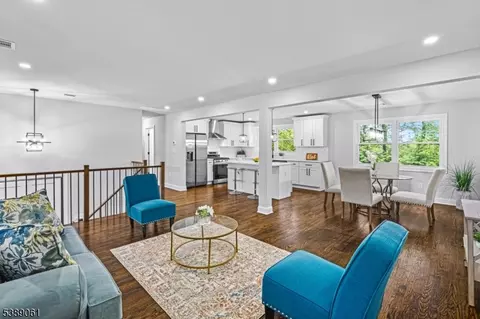 192 Mohawk Trl, Wayne, NJ 07470 photo 8