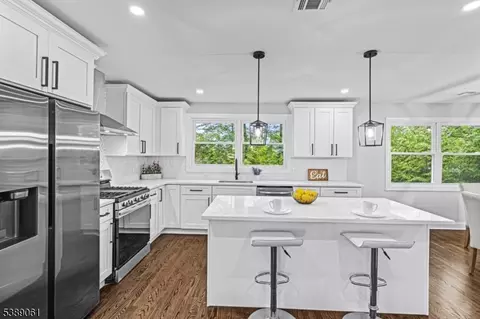 192 Mohawk Trl, Wayne, NJ 07470 photo 14