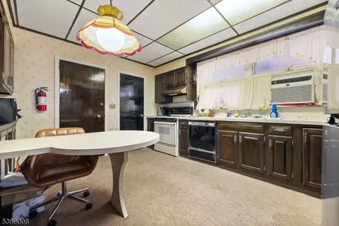36 6th St, Harrison, NJ 07029 photo 34