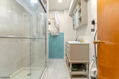 36 6th St, Harrison, NJ 07029 photo 30