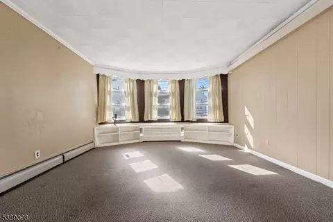 36 6th St, Harrison, NJ 07029 photo 6
