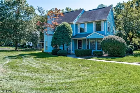 3801 Cricket Cir, Edison, NJ 08820