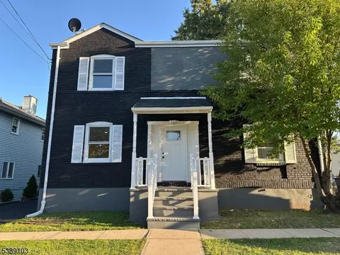 3 Edgewood Ter, South Bound Brook, NJ 08880