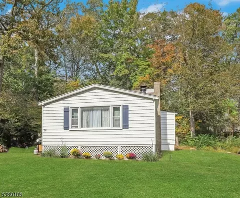 28 Risley Rd, West Milford Twp, NJ 07421