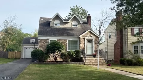 28 Locust Ave, Millburn, NJ 07041