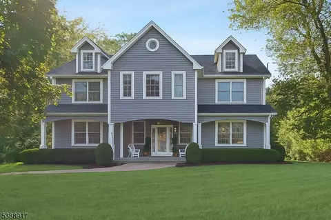45 Spencer Rd, Basking Ridge, NJ 07920