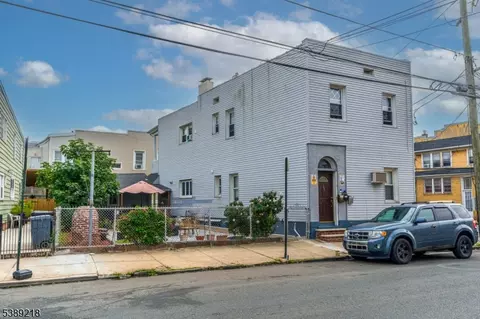 336 John St, Elizabeth, NJ 07202