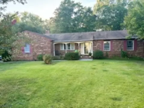 177 Drift Ave, Lawrence Township, NJ 08648