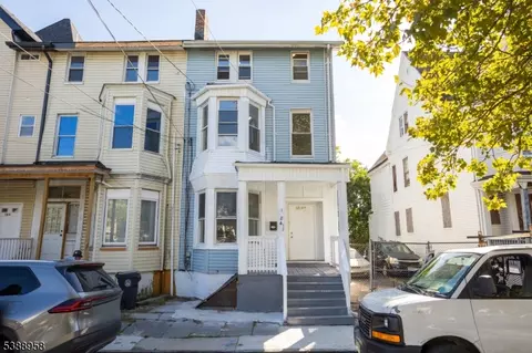 184 5 S 6th St, Newark, NJ 07107